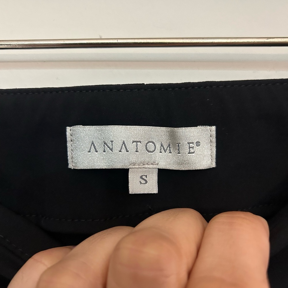 Anatomie Black travel Pants, zipper pockets, stretch Size S - Picture 4 of 15
